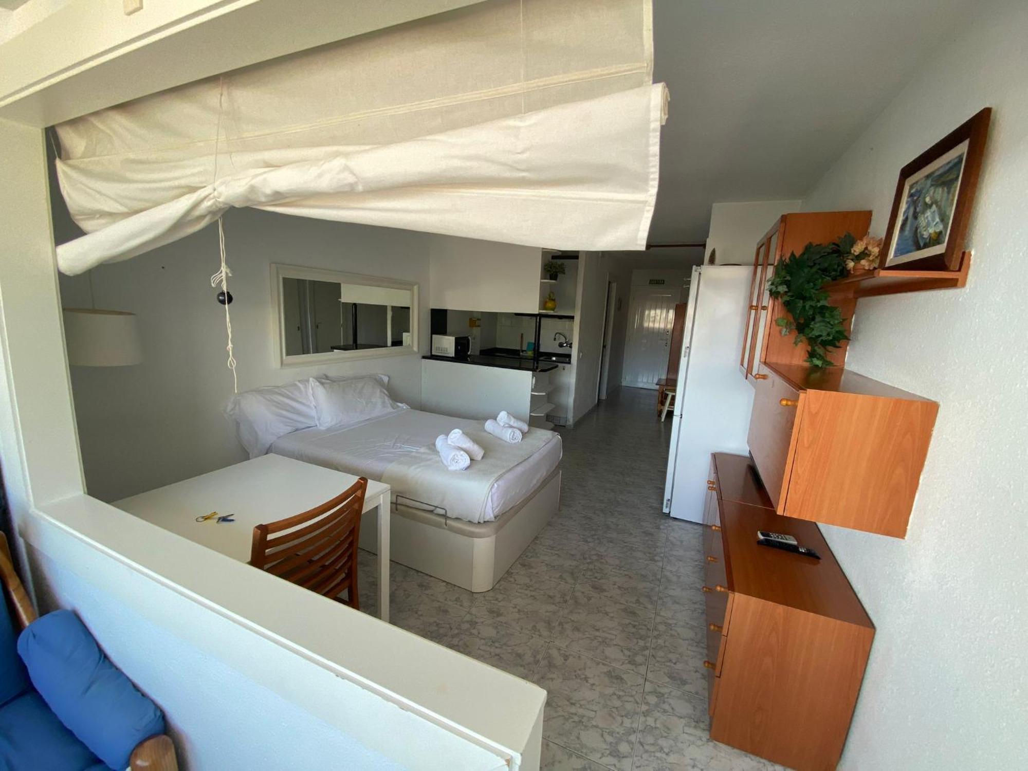 The Moon Studio By Hello Homes Sitges Esterno foto
